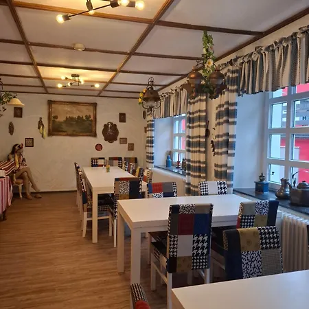 Frühstückspension Waldblick Mit Großem Parkplatz