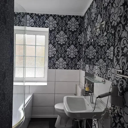 Waldblick Mit Grossem Parkplatz Bed & Breakfast