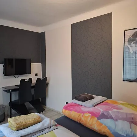 Waldblick Mit Großem Parkplatz Hagen (Arnsberg)