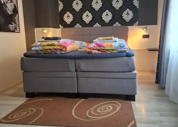 Waldblick Mit Grossem Parkplatz Χάγη